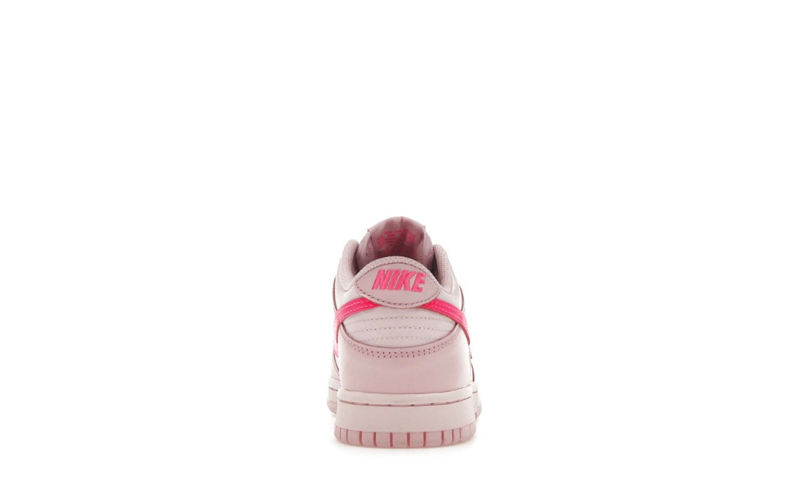 Nike Dunk Low Triple Pink