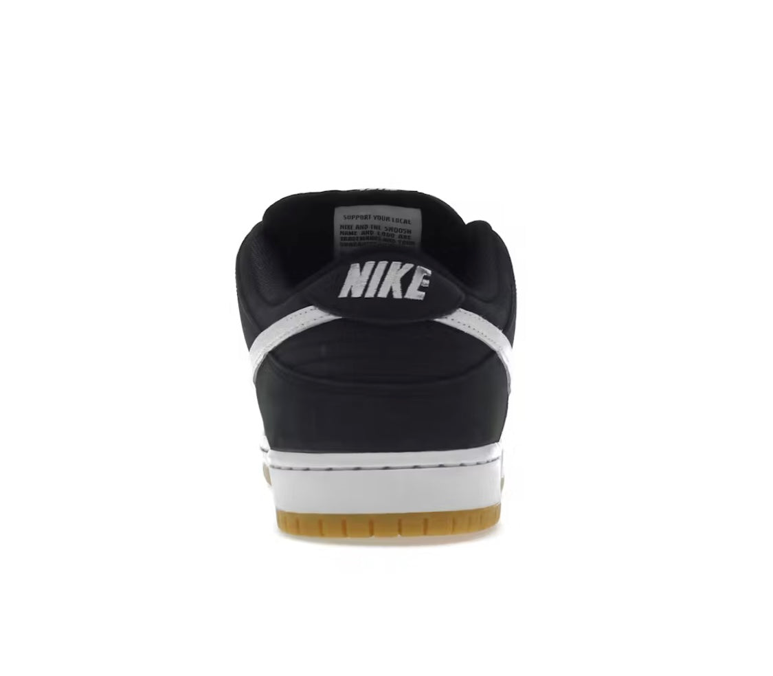 Nike SB Dunk Low Black Gum
