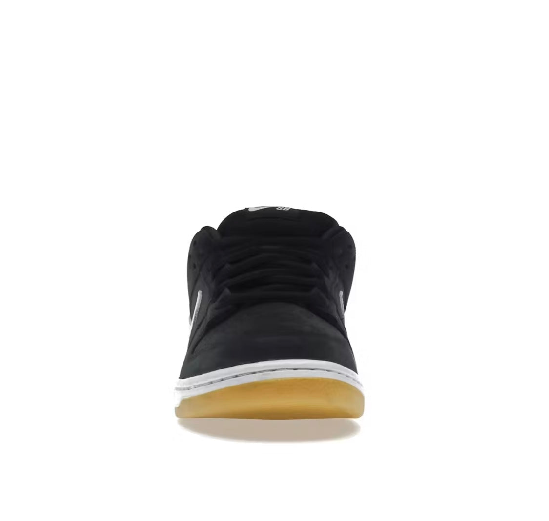 Nike SB Dunk Low Black Gum